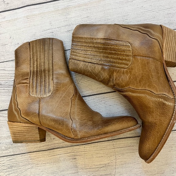 Free People Shoes - Free People New Frontier Chelsea Western Booties